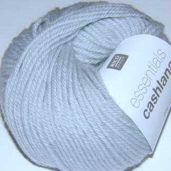 Essentials Cashlana dk 002 hellblau P.29